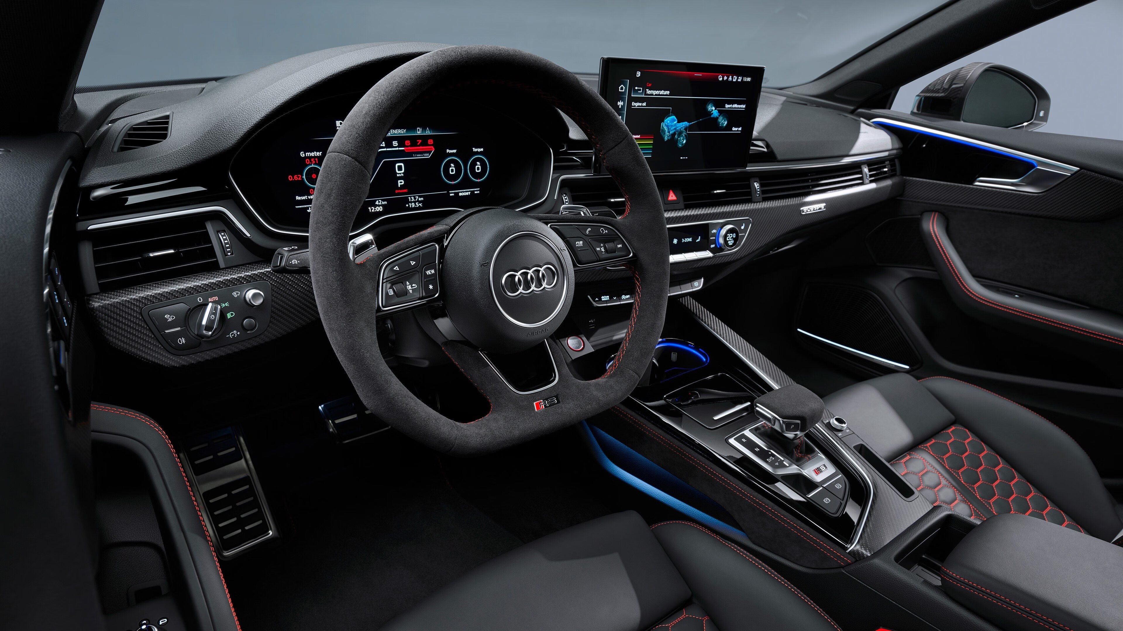 河南建业队在主场作战，期待赢得胜利，河南建业队员