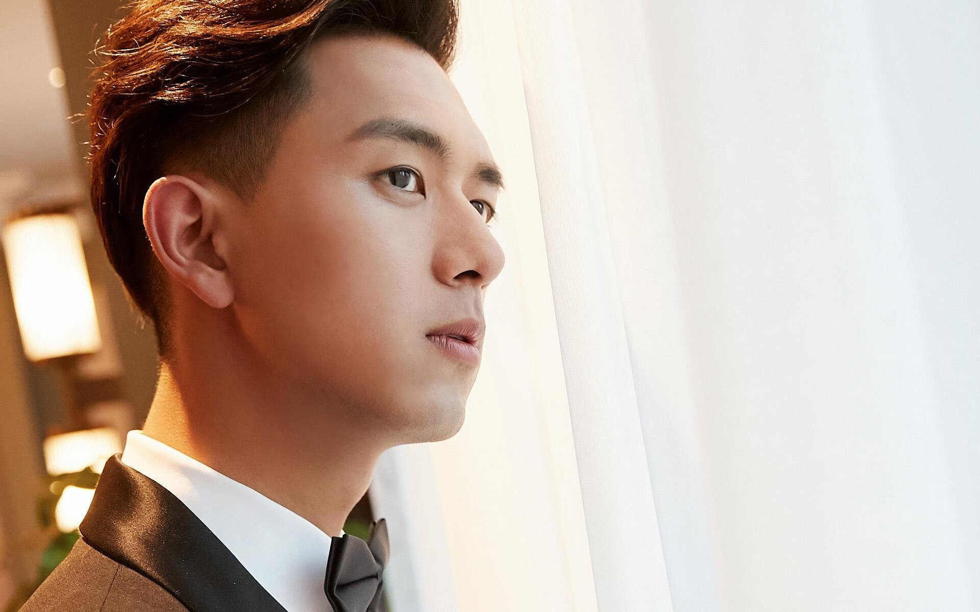 沙尔克球员受伤退赛，对球队士气产生影响，沙尔克换帅