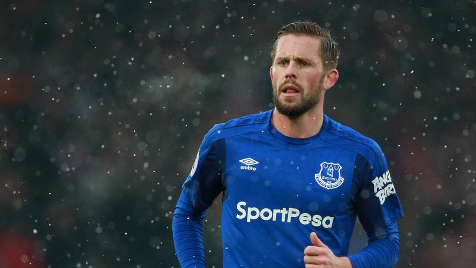 田径比赛技术细节引发关注，田径比赛过程体验